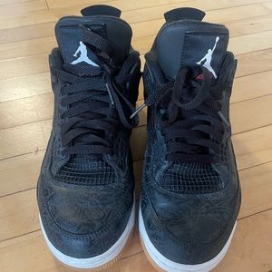 Air Jordan 4s size 9.5 men’s